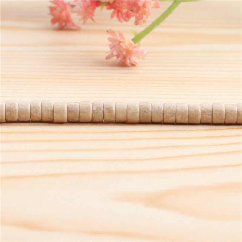 Cuentas de fósiles de río naturales Heishi 2x4 mm Agujero 1 mm Sobre 169 unidad 39 cm tira