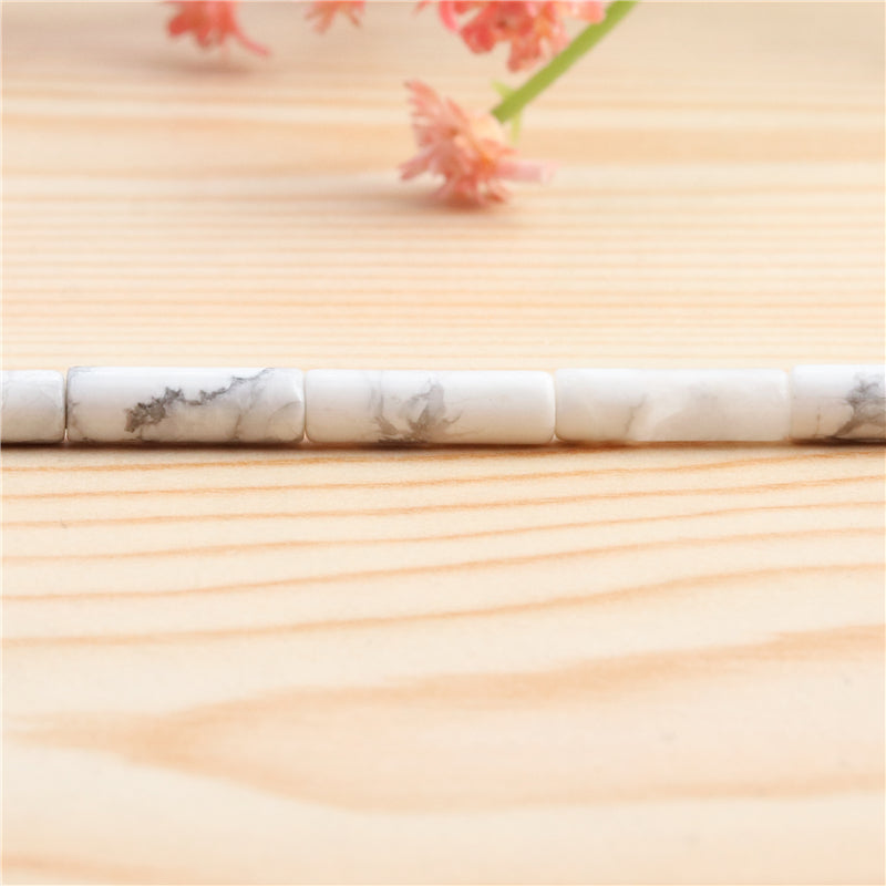 Натуральные бусины из говлита трубка 4х13мм отв. 1мм примерно 29шт длина 39см