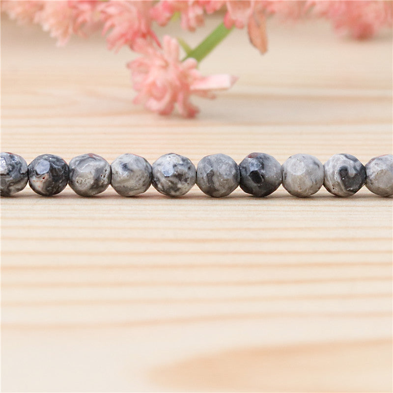 Perles photo rondes gris naturel facette trou 4mm trou 0.8mm environ 102pcs 39cm sur fil