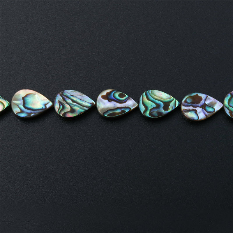 Perline di conchiglia di abalone naturale, goccia piatta, 13x18 mm, foro da 1 mm, circa 22 pezzi, filo da 39 cm.