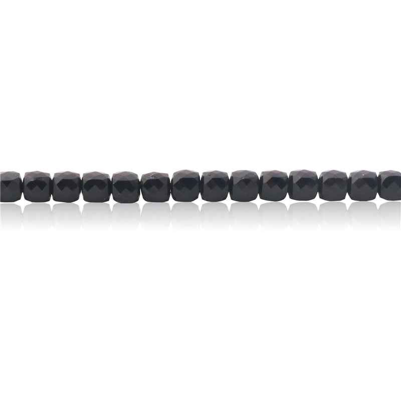 Perles d'agate noire naturelle cube à facettes trou 4mm 0.6mm environ 93pcs 39cm sur fil