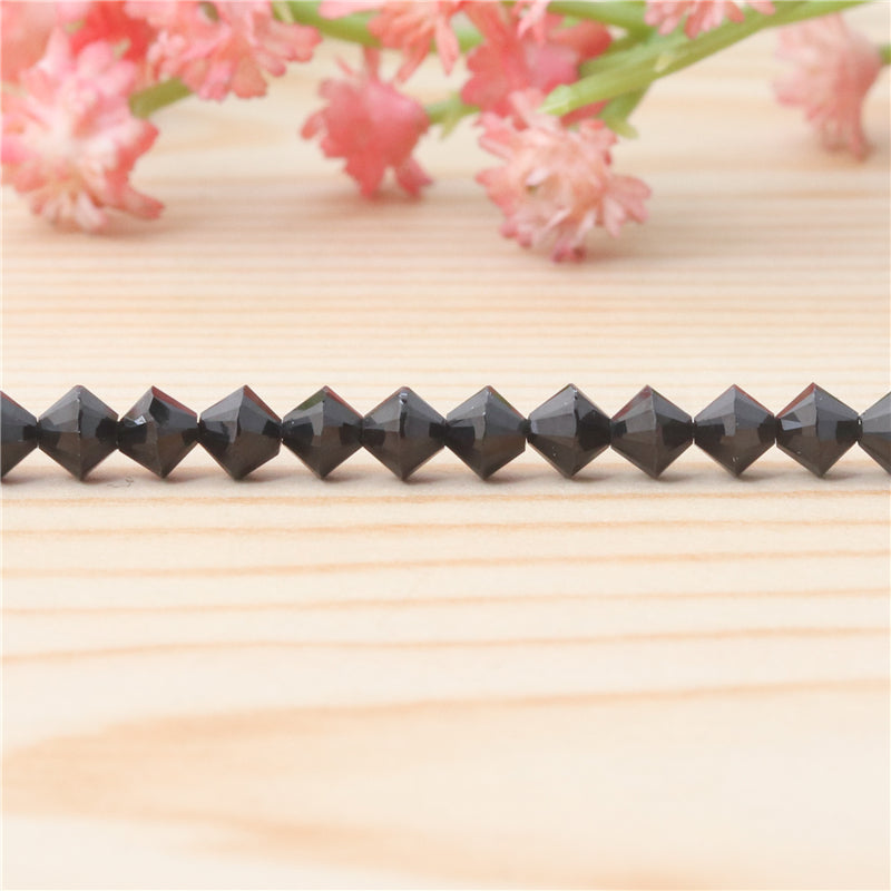 Perline di spinello nero naturale con rombo sfaccettato da 4 mm, foro da 0,6 mm, circa 103 pezzi da 39 cm di filo