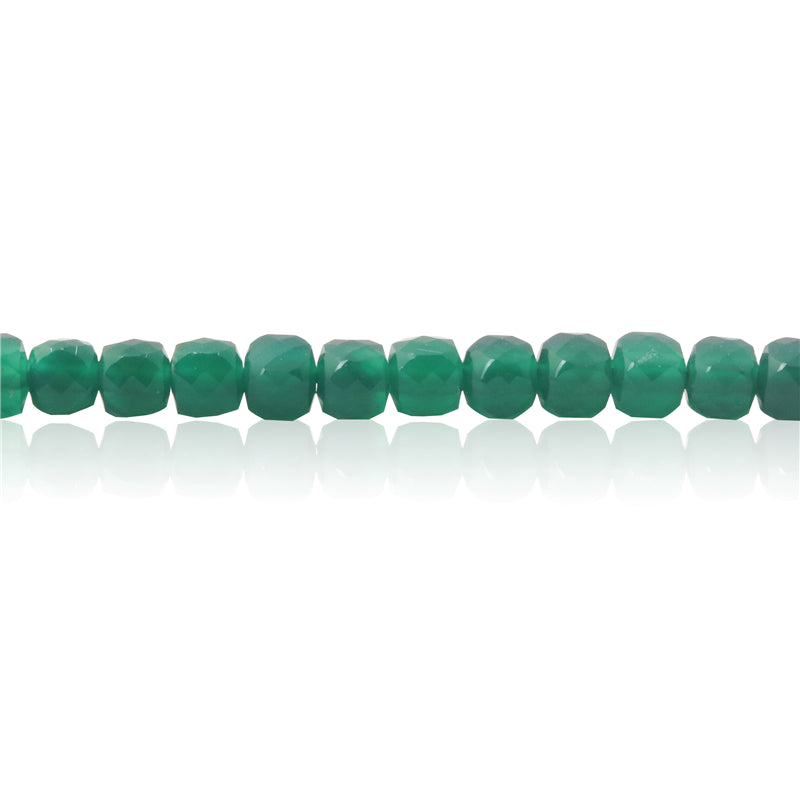 Perles d'agate verte naturelle cube à facettes trou 4mm 0.6mm environ 93pcs 39cm sur fil