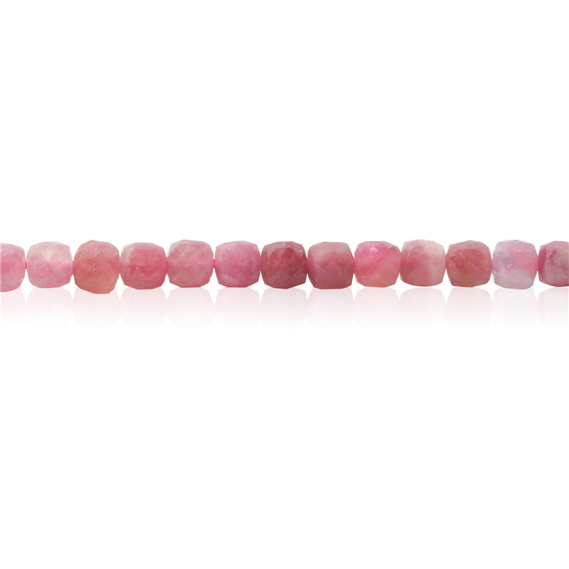 Perles Tourmaline rose naturelle Cube facette 4mm trou 0.6mm environ 93pcs 39cm sur fil