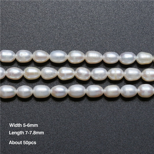 Perles de culture d'eau douce naturelles 5-6x7-8mm trou 0.8mm environ 50pcs sur fil 39cm